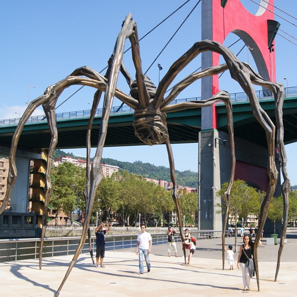 Nerea en "Mamá" Guggenheim Bilbao