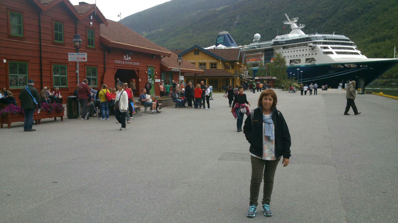 Neus en Bergen con el Empress de Pullmantur