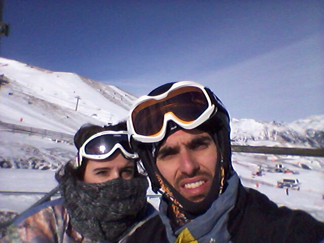 Cristian y Nerea preparados para esquiar