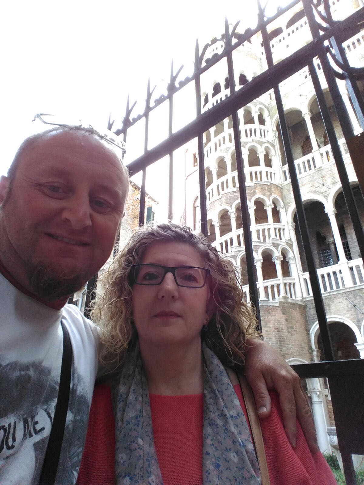 Federic y Carmen han encontrado la escalera del Bobolo del Palacio Contarini de Venecia